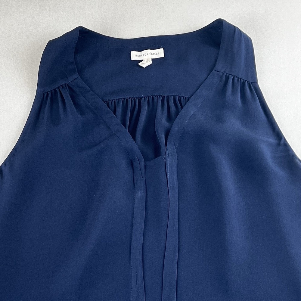 Rebecca Taylor Navy Blue 100% Silk Sleeveless Pleated V-Neck Blouse 000040T239